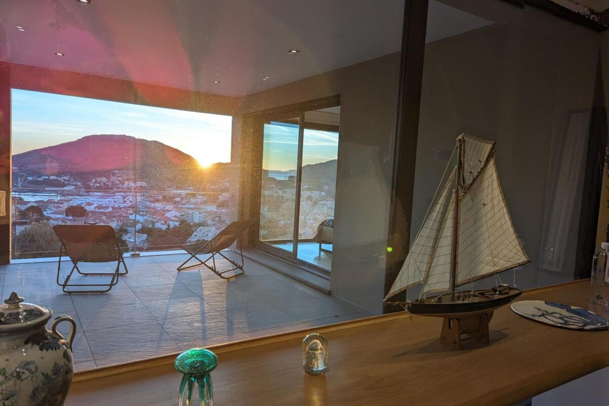 Les Mille Et Une Vitres - Villa D'Architecte Port Vendres Exterior foto